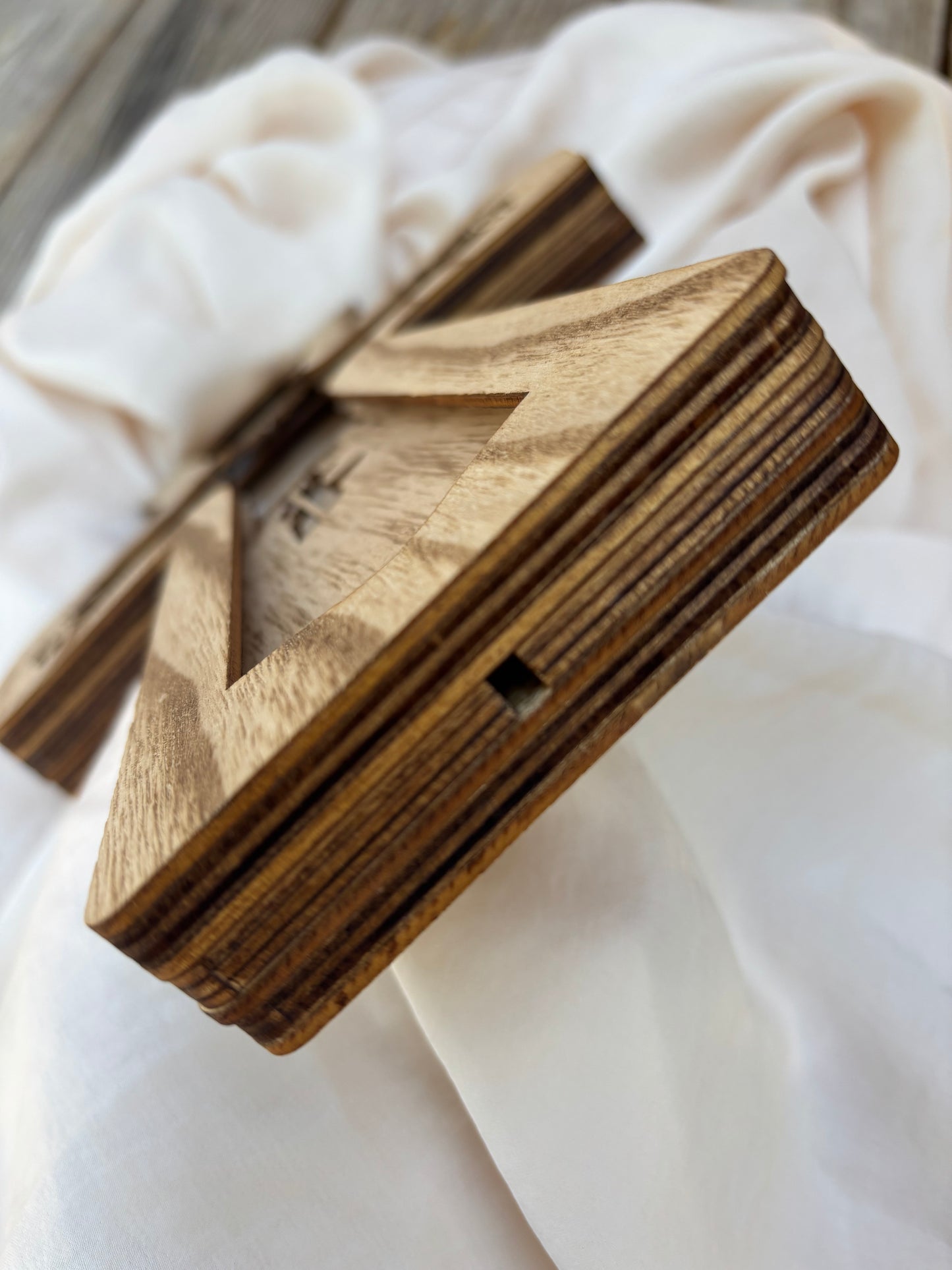 Christmas Leads to the Cross, Tree Topper/Lighted Decor