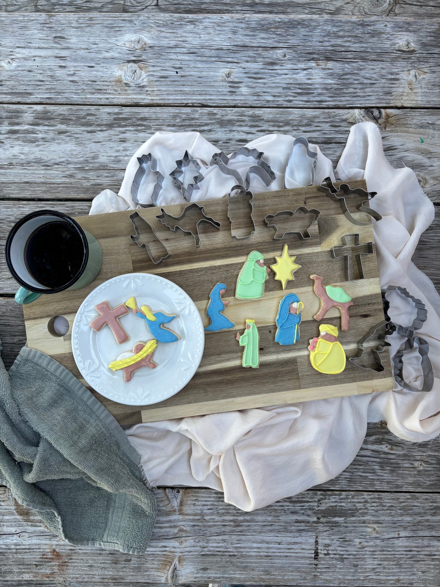 From the Manger to the Cross Cookie Cutter Collection