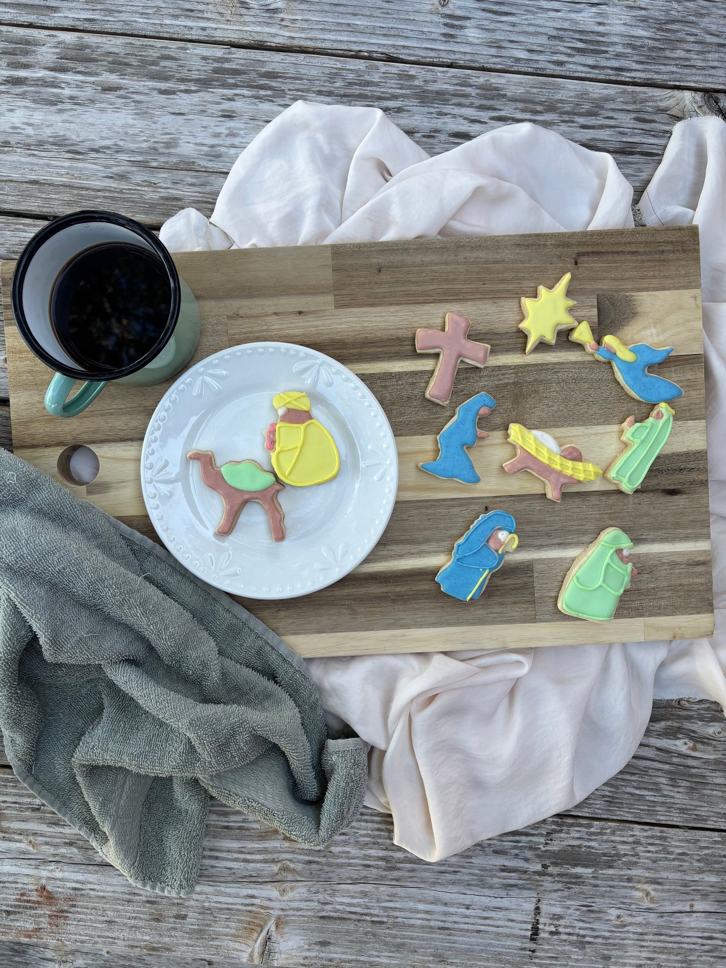 From the Manger to the Cross Cookie Cutter Collection